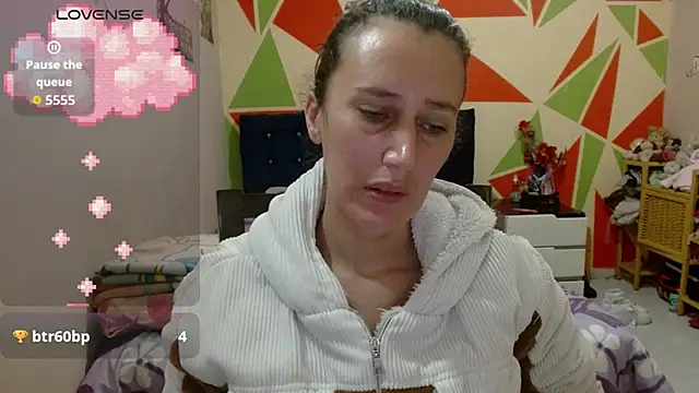 Snapshot of CASSANDRA_BROWN chatting on December 2025 06:01:02 PM CASSANDRA BROWN online show from December 2025 06:01:02 PM