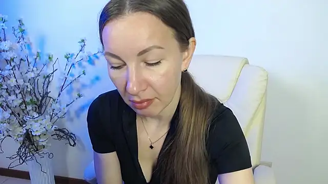 Brandy Gem online show from May 2026 07:03:01 AM