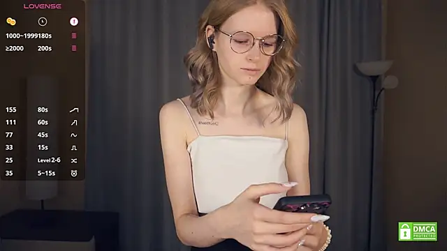 Snapshot of ToyaPletz chatting on January 2026 07:28:02 PM ToyaPletz online show from January 2026 07:28:02 PM