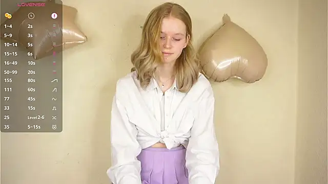 Snapshot of ToyaPletz chatting on February 2026 08:05:01 PM ToyaPletz online show from February 2026 08:05:01 PM