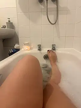 Snapshot of sluttybabex chatting on November 2025 09:03:02 PM sluttybabex online show from November 2025 09:03:02 PM