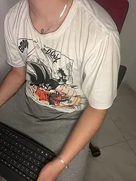 Snapshot of Daisuke_01 chatting on February 2026 11:45:01 PM Daisuke 01 online show from February 2026 11:45:01 PM