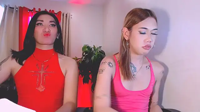 Snapshot of multicummer_staycey chatting on January 2026 06:06:02 AM multicummer staycey online show from January 2026 06:06:02 AM