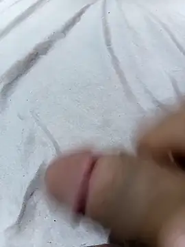 Juninrolao online show from April 2026 03:20:01 AM