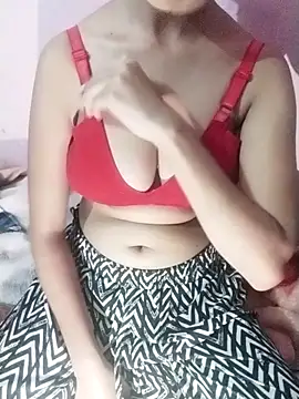 Snapshot of sexylyva chatting on November 2025 01:45:02 PM sexylyva online show from November 2025 01:45:02 PM