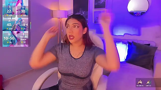 Snapshot of Raven_Curly chatting on December 2025 04:40:02 AM Raven Curly online show from December 2025 04:40:02 AM