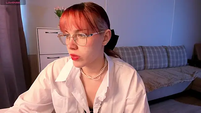 Snapshot of SweetieMarry chatting on April 2026 02:53:01 AM SweetieMarry online show from April 2026 02:53:01 AM