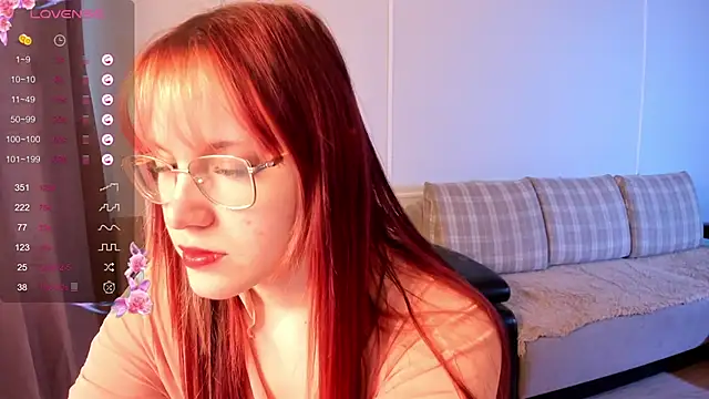 Snapshot of SweetieMarry chatting on April 2026 02:22:02 AM SweetieMarry online show from April 2026 02:22:02 AM