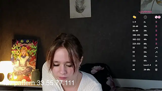 Snapshot of maddykatesshow chatting on May 2026 01:33:01 AM maddykatesshow online show from May 2026 01:33:01 AM