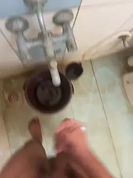 cumm boyyy online show from November 2025 05:09:02 AM