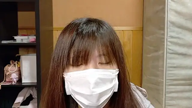 Snapshot of _NATSUMI chatting on November 2025 02:09:01 PM NATSUMI online show from November 2025 02:09:01 PM