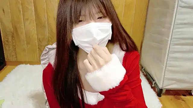 Snapshot of _NATSUMI chatting on December 2025 01:09:02 PM NATSUMI online show from December 2025 01:09:02 PM