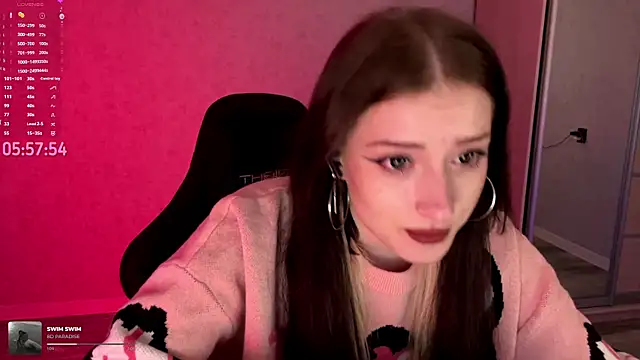 Meowluly online show from April 2026 12:35:02 AM