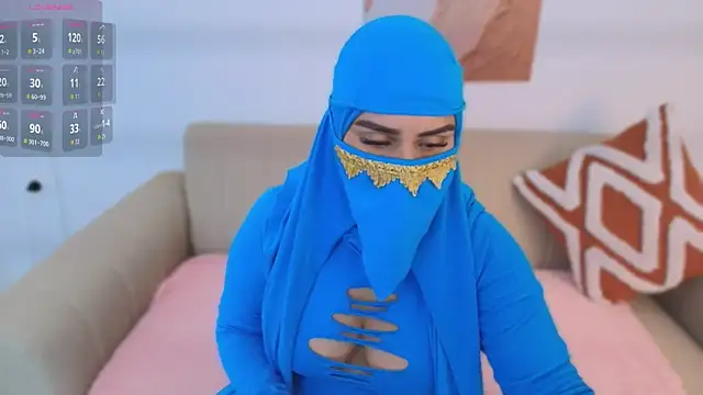 Snapshot of Mayraa_arabelle chatting on December 2025 03:49:02 PM Mayraa arabelle online show from December 2025 03:49:02 PM