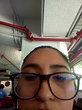 Snapshot of Bizcochitoc4 chatting on December 2025 04:37:02 PM Bizcochitoc4 online show from December 2025 04:37:02 PM