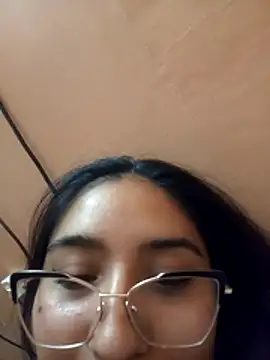 Snapshot of Bizcochitoc4 chatting on February 2026 02:10:01 AM Bizcochitoc4 online show from February 2026 02:10:01 AM