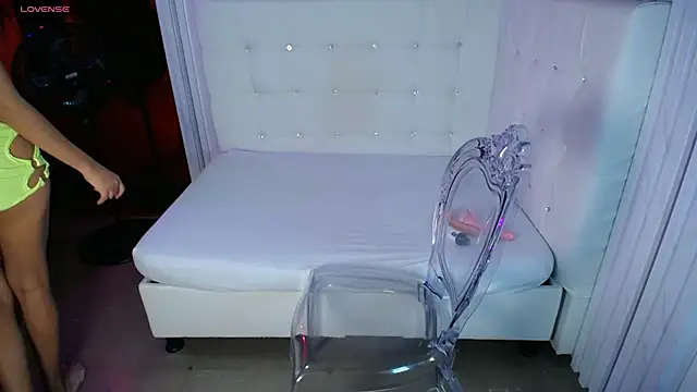 Snapshot of Ameliasexx chatting on December 2025 09:23:02 PM Ameliasexx online show from December 2025 09:23:02 PM