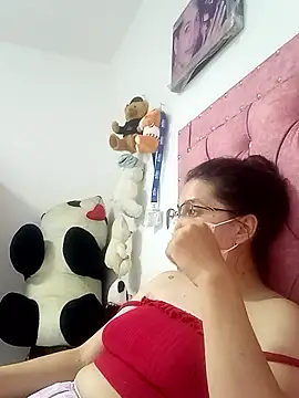 Snapshot of dulcecielo_ chatting on January 2026 12:13:01 AM dulcecielo online show from January 2026 12:13:01 AM