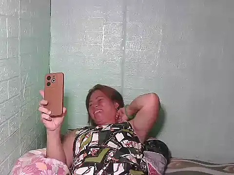 Smilinglovely online show from May 2026 08:09:01 AM