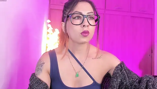 MaddieHunter online show from June 2026 03:10:02 PM