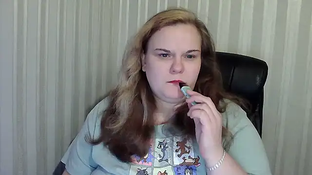 Snapshot of HarmonyKareraa chatting on November 2025 01:59:02 PM HarmonyKareraa online show from November 2025 01:59:02 PM