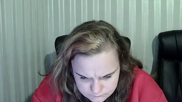 Snapshot of HarmonyKareraa chatting on December 2025 06:06:01 AM HarmonyKareraa online show from December 2025 06:06:01 AM