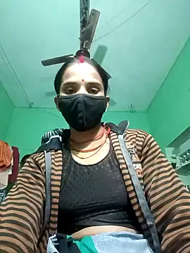 Snapshot of Uma_sain chatting on January 2026 02:44:01 PM Uma sain online show from January 2026 02:44:01 PM