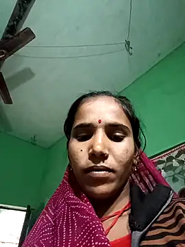 Snapshot of Uma_sain chatting on February 2026 12:04:02 PM Uma sain online show from February 2026 12:04:02 PM