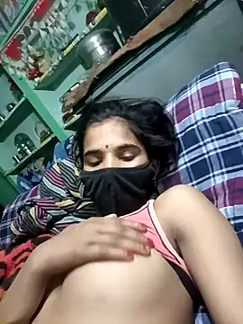 Snapshot of Uma_sain chatting on February 2026 11:32:02 PM Uma sain online show from February 2026 11:32:02 PM