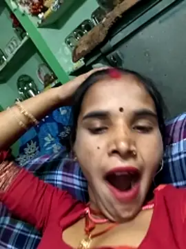 Snapshot of Uma_sain chatting on February 2026 02:43:01 PM Uma sain online show from February 2026 02:43:01 PM