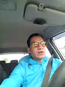 ChrisFloresP online show from June 2026 06:10:01 PM
