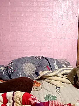 Snapshot of Lily-ross22 chatting on December 2025 11:21:01 PM Lily-ross22 online show from December 2025 11:21:01 PM