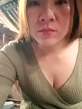 Snapshot of Lily-ross22 chatting on December 2025 04:20:02 AM Lily-ross22 online show from December 2025 04:20:02 AM