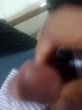 LovelyHughes online show from March 2026 06:14:02 PM