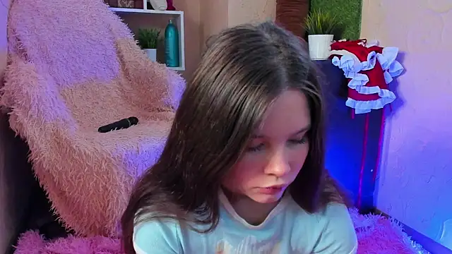 Snapshot of amelialy chatting on November 2025 07:44:02 AM amelialy online show from November 2025 07:44:02 AM