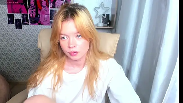 AlysaMeow online show from November 2025 08:03:02 AM