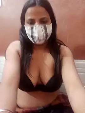 Snapshot of Harmanjeet_kaur chatting on December 2025 05:44:02 PM Harmanjeet kaur online show from December 2025 05:44:02 PM