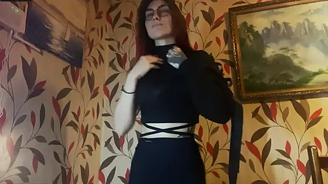 Snapshot of MangledShale chatting on December 2025 07:05:01 AM MangledShale online show from December 2025 07:05:01 AM