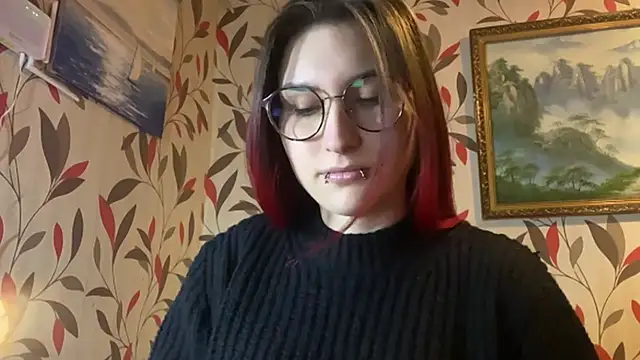 Snapshot of MangledShale chatting on December 2025 07:23:01 AM MangledShale online show from December 2025 07:23:01 AM