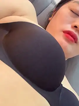 lana-kan online show from December 2025 09:33:01 PM