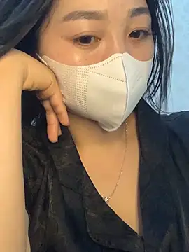 Snapshot of lana-kan chatting on May 2026 12:43:01 PM lana-kan online show from May 2026 12:43:01 PM