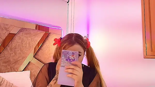 Snapshot of emma_cook_ chatting on November 2025 08:44:01 PM emma cook online show from November 2025 08:44:01 PM