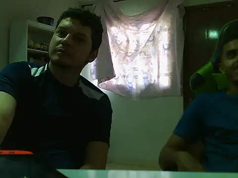 Snapshot of Fussador chatting on April 2026 06:27:02 PM Fussador online show from April 2026 06:27:02 PM