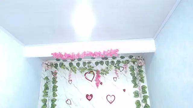 Snapshot of angelamanjarrezcm chatting on December 2025 03:35:01 AM angelamanjarrezcm online show from December 2025 03:35:01 AM