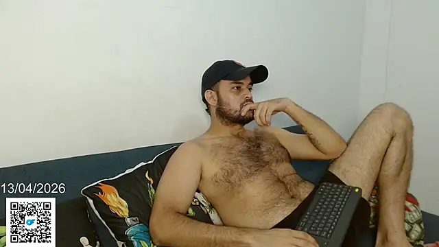 Snapshot of holegape chatting on April 2026 01:33:01 AM holegape online show from April 2026 01:33:01 AM