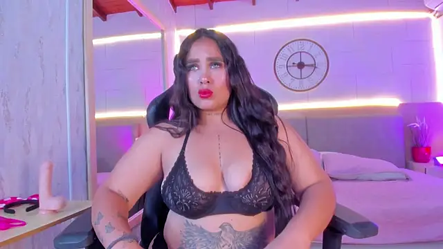 Julietaa 1 online show from December 2025 07:44:01 PM