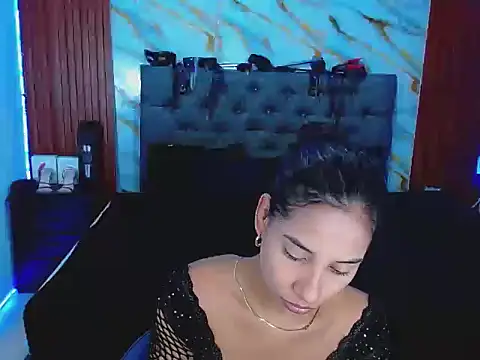 Snapshot of Meryandcris chatting on December 2025 01:31:02 PM Meryandcris online show from December 2025 01:31:02 PM