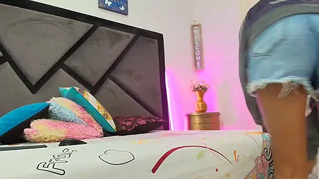 Snapshot of TashaNaughty4u chatting on November 2025 12:08:02 PM TashaNaughty4u online show from November 2025 12:08:02 PM