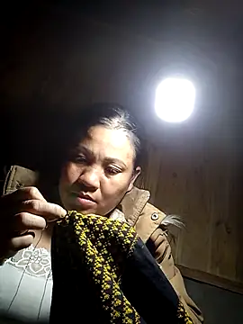 Snapshot of hey-bana chatting on December 2025 01:09:02 PM hey-bana online show from December 2025 01:09:02 PM