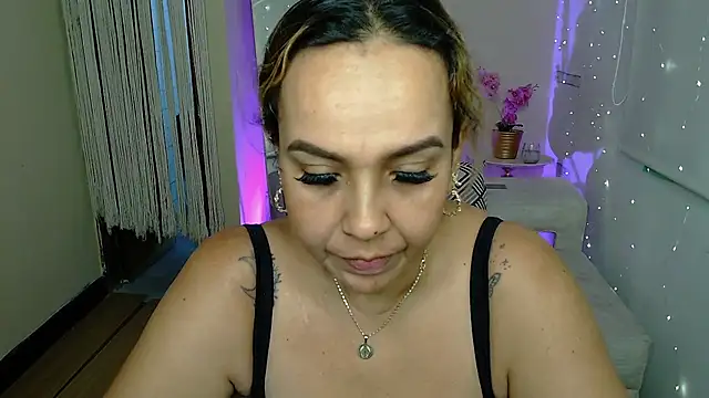 Aunty milf online show from July 2026 04:24:01 PM